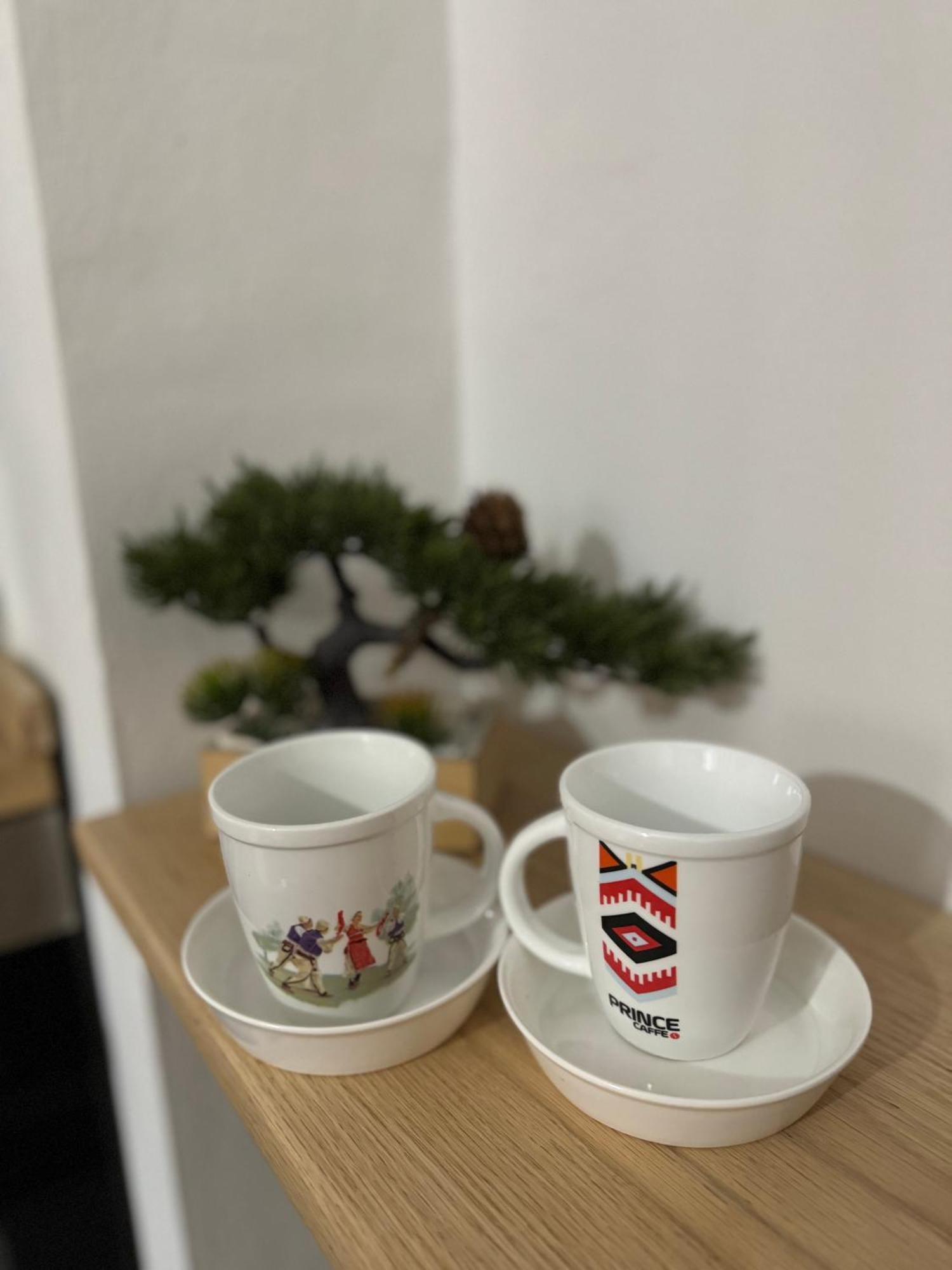 Aaaa Tirana